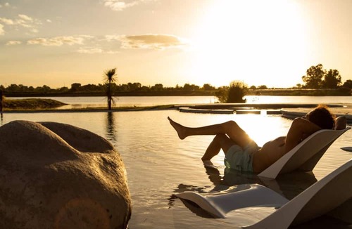 Tristan Suarez Hotel | Howard Johnson by Wyndham Ezeiza Convention Center