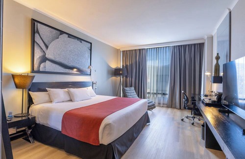 La Dehesa Hotel | Wyndham Santiago Pettra