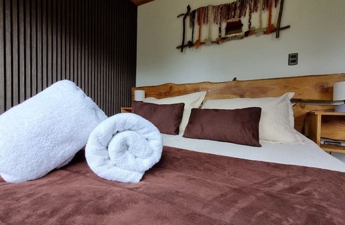 Ensenada Cabin | Entre Volcanes Lodge