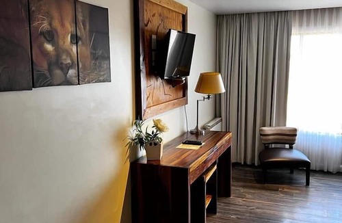 Macrozona Meseta Cerro Calafate Hotel | Los Canelos