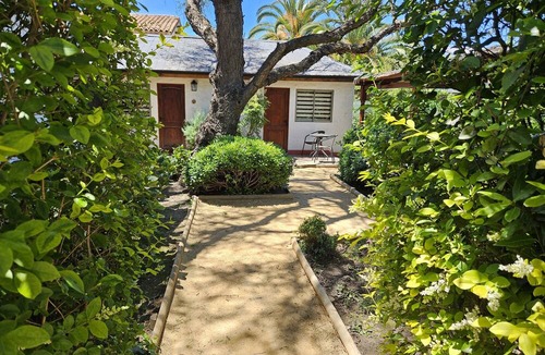 Santa Cruz Bed & Breakfast | Casa Calfu