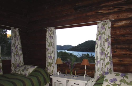 Esquel Cabin | Laguna Larga Lodge