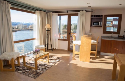 Dina Huapi Hotel | BLUE APARTS - Lagoon Superior