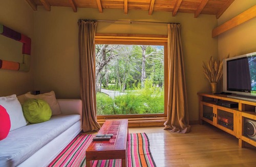 Lanin National Park Hotel | Rio Hermoso Hotel De Montaña