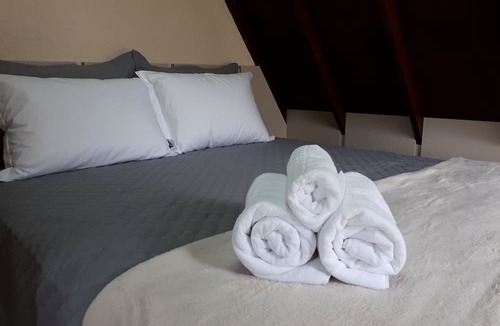 Centro Apartment | VILLA DEL FIORE: 3D COVERAGE (2 SUITES), 2 VGS, WIFI, PROX. CENTER (POOL)