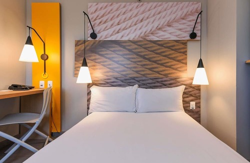 Jacarei Hotel | ibis Jacarei