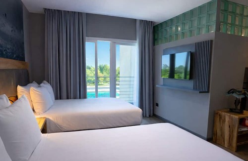 Funes Hotel | Radisson RED Funes