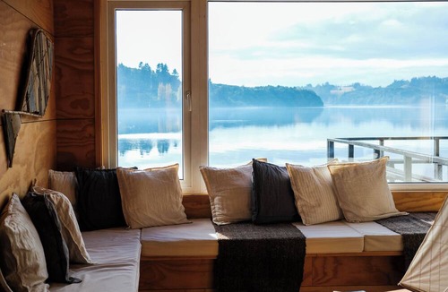 Castro Bed & Breakfast | Palafito Entre Mar y Tierra