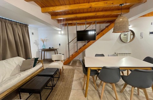 10 de Diciembre Apartment | Rent Up - Duplex en centro de Bariloche