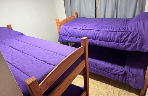 Macrozona Bahia Redonda y Primeros Faldeos Hostel | Hostal LeoLei