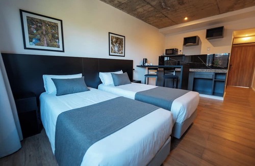 Villa Udaondo Hotel | Mérit Parque Leloir by Amérian