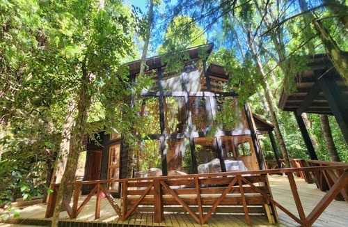 Panguipulli House | Acogedora Cabaña Ubicada en el sur de Chile, en Medio de la Reserva Huilo Huilo