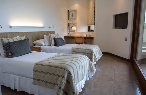 Mejillones Hotel | Hotel y Cabañas Hornitos - Caja Los Andes