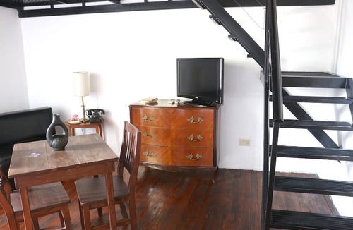 San Cristobal Bed & Breakfast | Elefante Rosa Hostel