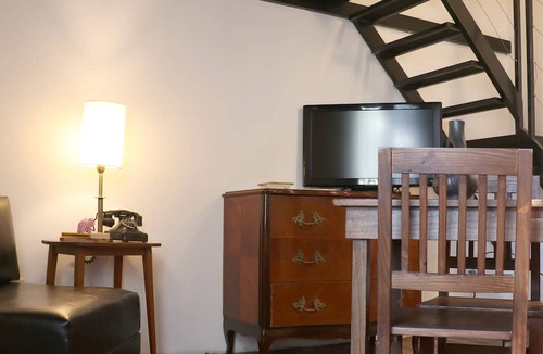 San Cristobal Bed & Breakfast | Elefante Rosa Hostel