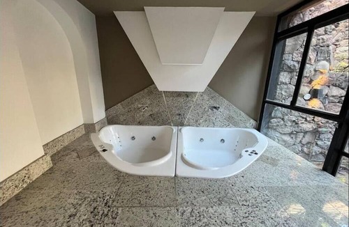 Godoy Cruz Apartment | Exclusivo Depto en Torre Leloir by Inside