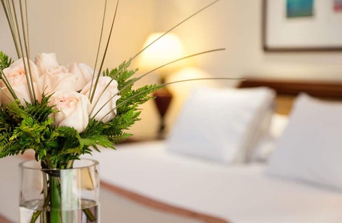 Downtown Santiago Hotel | Hotel Plaza San Francisco
