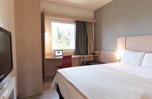 Pilar Centro Hotel | Ibis Pilar