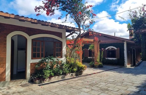 Teresopolis House | Casarão Hortência