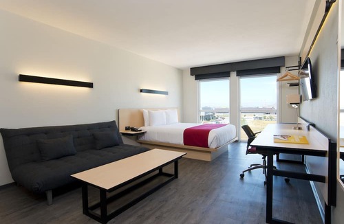 Pudahuel Hotel | City Express by Marriott Santiago Aeropuerto Chile