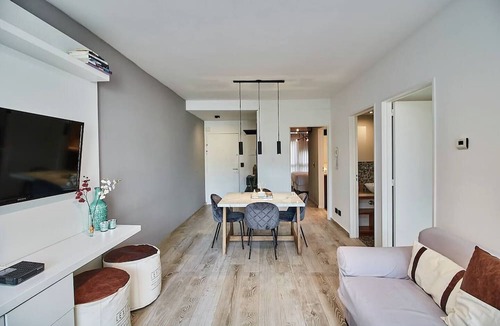 Belgrano Apartment | Cozy & Bright 2PAX- Belgrano/WIFI/Pool| W2BA