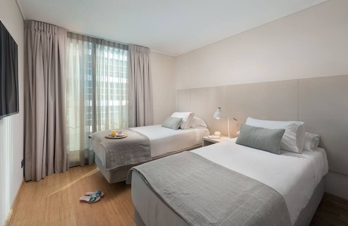El Golf Apartment | Zip Housing El Golf