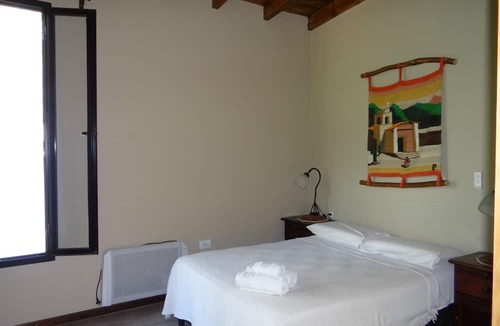Cafayate Cabin | Beautiful cabin with pool for 5, with a spectacular view of the mountains.