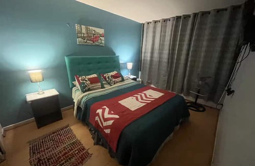 Downtown Santiago Apartment | Half a block from Sta Lucia subway Comfortable 1 bedroom