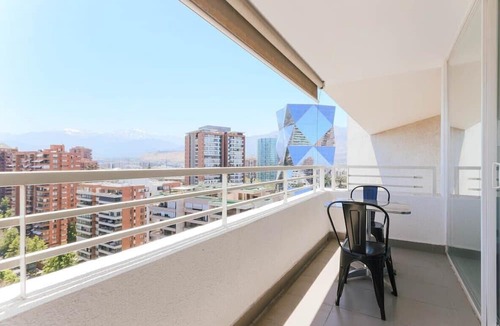 Apoquindo Apartment | Upper Views 2D Wifi, Balcony & Parking