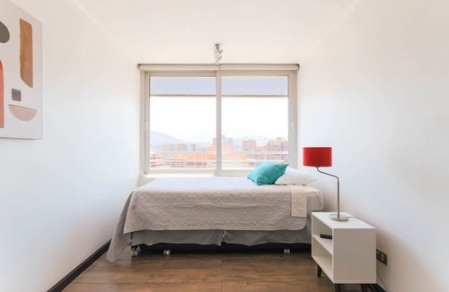 Apoquindo Apartment | Upper Views 2D Wifi, Balcony & Parking