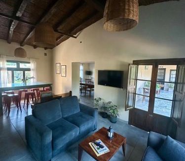 Bajo Lunlunta Hotel | Quinta Bohemia, Posada Boutique, Tapera Suite