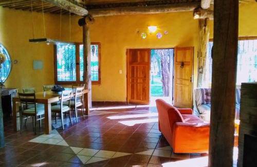Maipu House | Casa rural con gran parque y piscina en zona privilegiada
