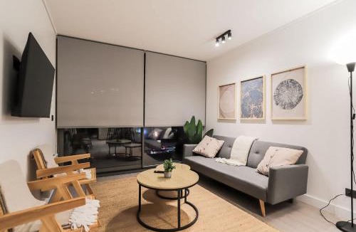 Apoquindo Apartment | Prime Location In Las Condes Ideal For 3