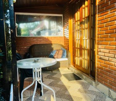 Jardim Colonial Ski Chalet | Chalé Alma 118 - Chalé em Atibaia com área de lazer, 3 piscinas, quadras, lagos e trilha