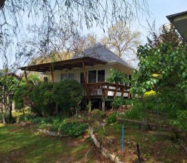 San Francisco de Mostazal House | Lakefront Aculeo Red House Wifi Pet & Wood Hot Tub