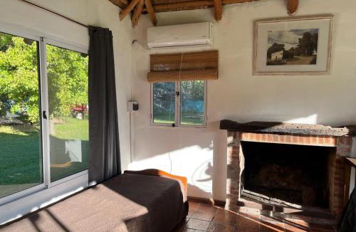 Capilla del Senor House | Casa quinta con enorme parque, parrilla, hogar, piscina a 1 hora de CABA