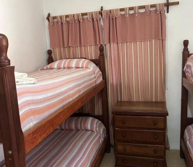 Potrero de los Funes Apartment | Piscoyaku Apart-Amplio parque con cancha de padel, voley y futbol