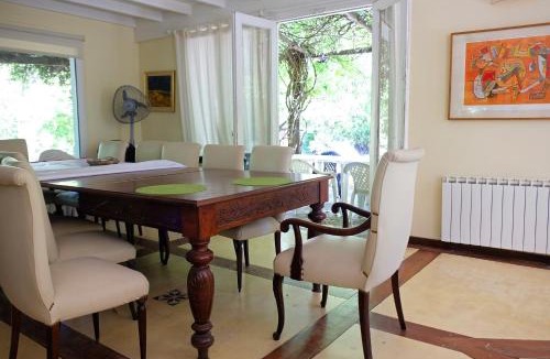 Carilo House | Cul de Sac