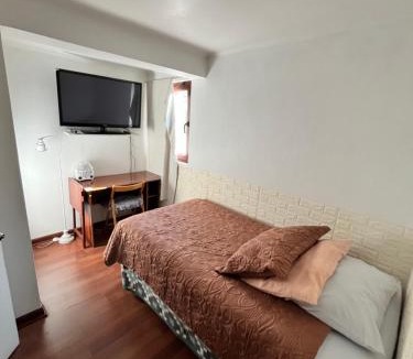 Las Condes Bed & Breakfast | Nido de Cóndores