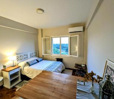 Don Torcuato Apartment | Departamento de un ambiente en Hindu Club, vista abierta!