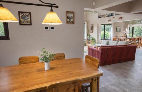 San Carlos de Bariloche House | Casa a minutos del centro para15 pax