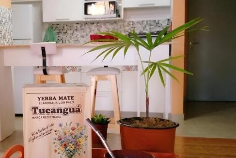 Constitucion Apartment | Donde el alma sonrie AHI ES parking piscina facil acceso por Avda 9 de Julio