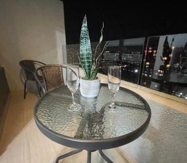 La Cisterna Apartment | Acogedor Depto con Estacionamiento Cerca Metro Wifi & Gym