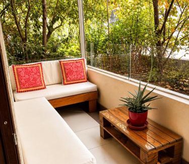 Las Condes Apartment | Departamento 2D 2B a pasos de Mall Sport y Estacionamiento