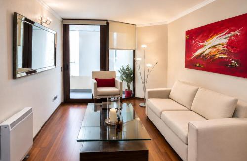 Las Condes Apartment | Departamento 2D 2B a pasos de Mall Sport y Estacionamiento