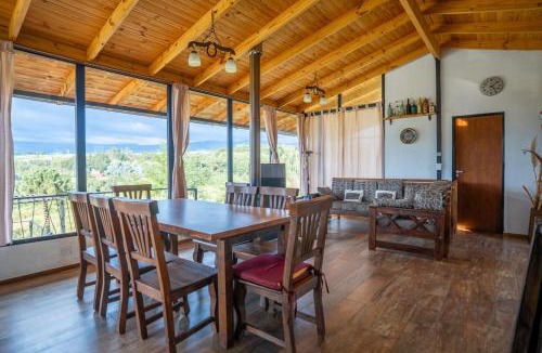 Villa Yacanto Ski Chalet | Colores de Yacanto