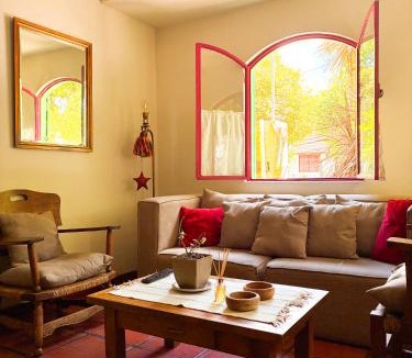 Chascomus House | CASA MAIPÚ, acogedora y cerca de la Laguna, con pileta