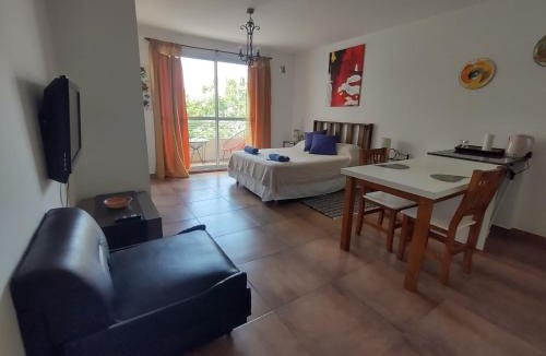 Comuna 12 Apartment | Naon Arts exp 3