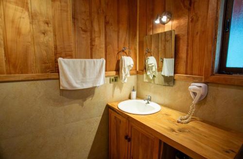 Neltume Cabin | Patagonia Mawida