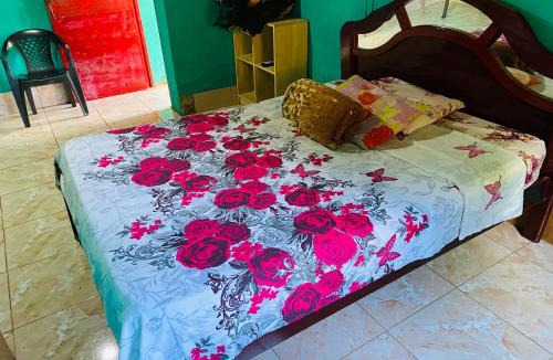 Puerto Iguazu Hotel | LOLI Guest House Iguazú Habitaciones privadas con baño